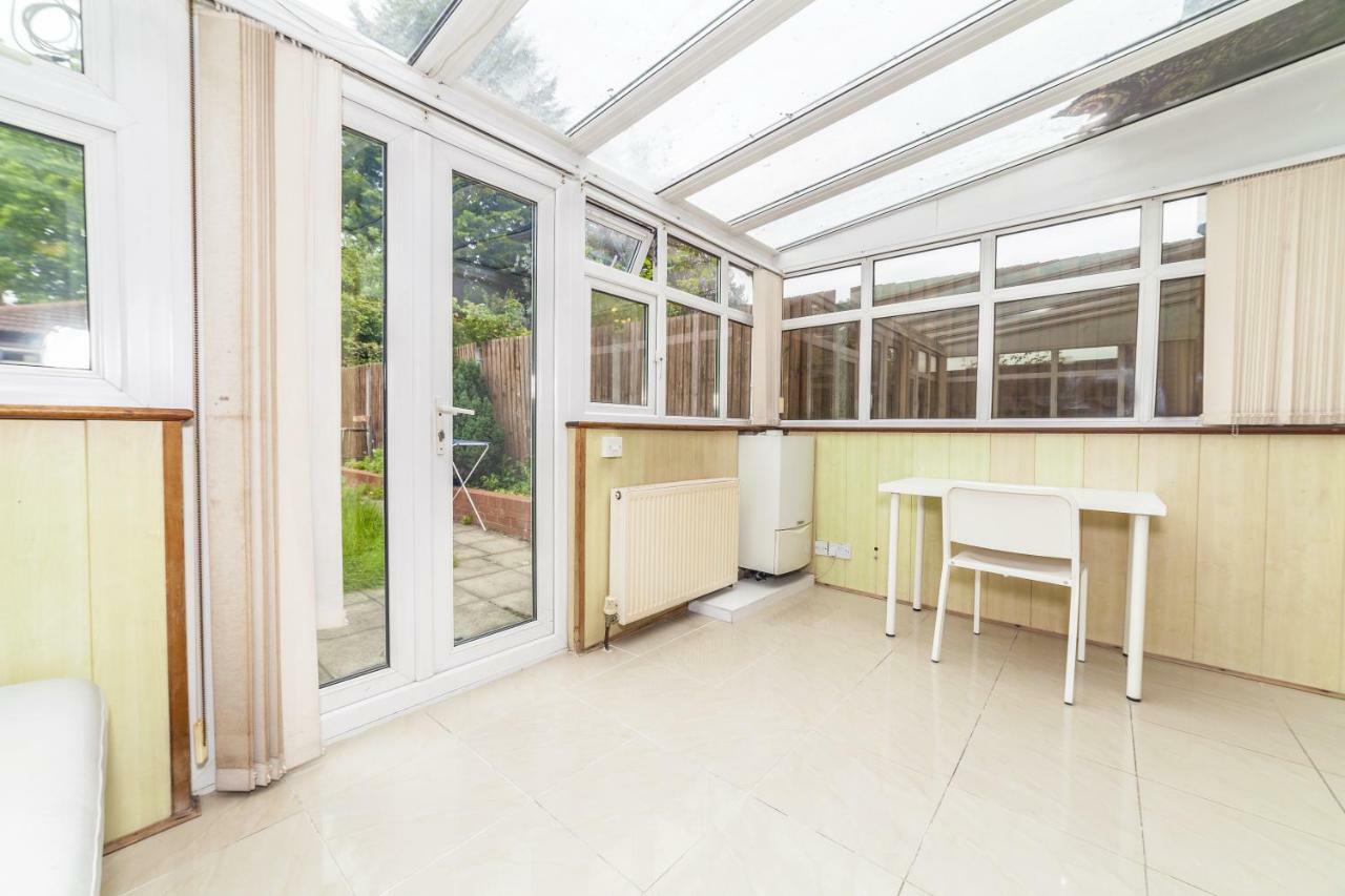 Lingwell Concept Flat Hotel London Bagian luar foto